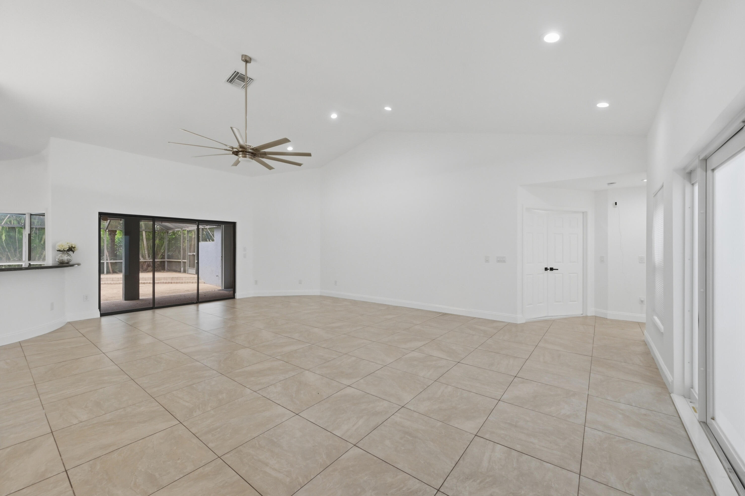PINE RIDGE - Residential