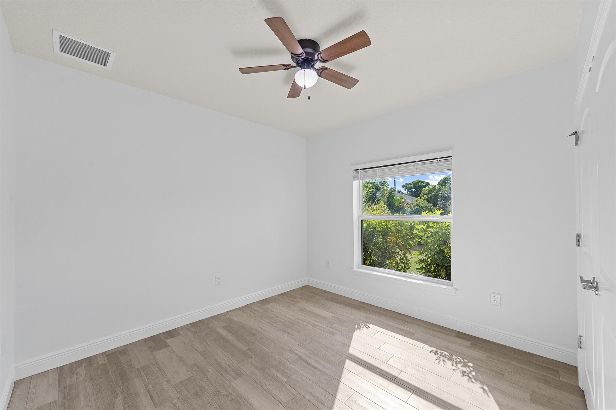 PORT MALABAR UNIT 20 - Residential Lease