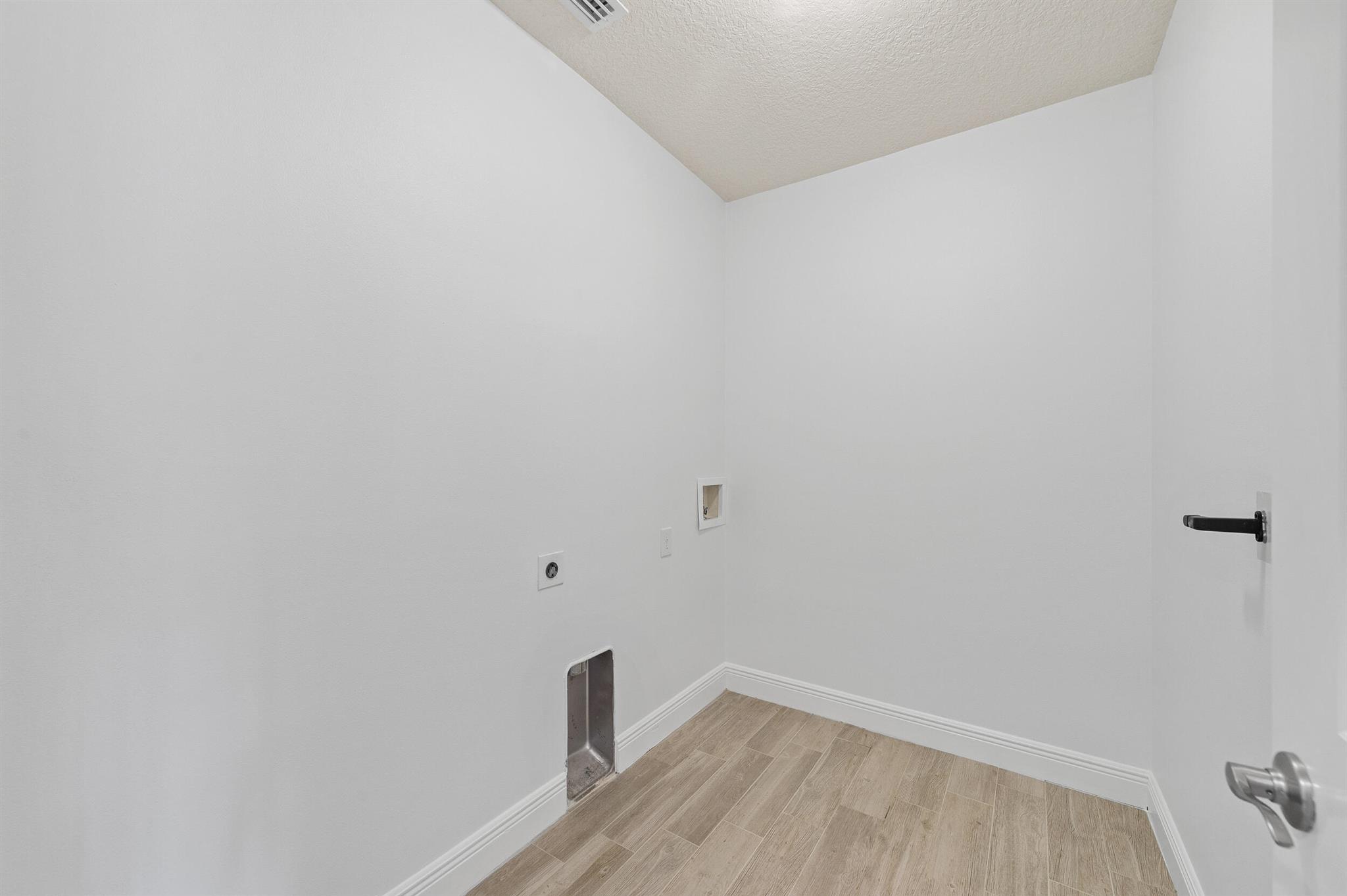 PORT MALABAR UNIT 20 - Residential Lease