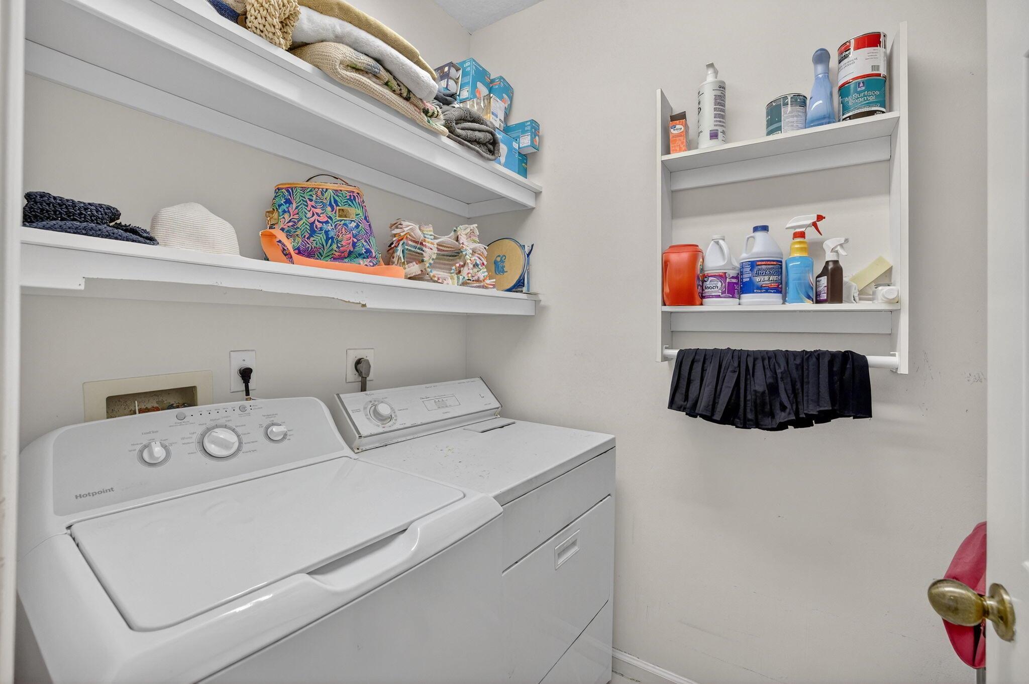 MONTEREY LAKE - Residential