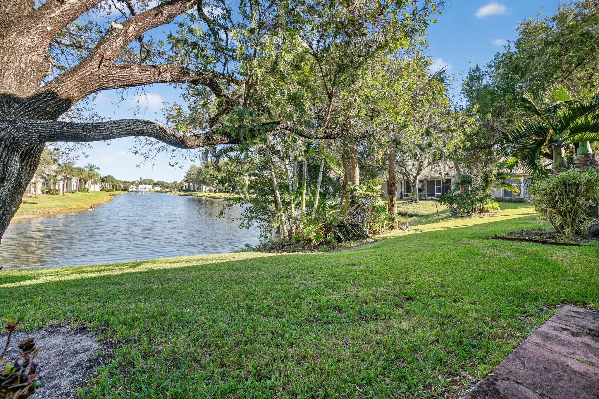 MONTEREY LAKE - Residential