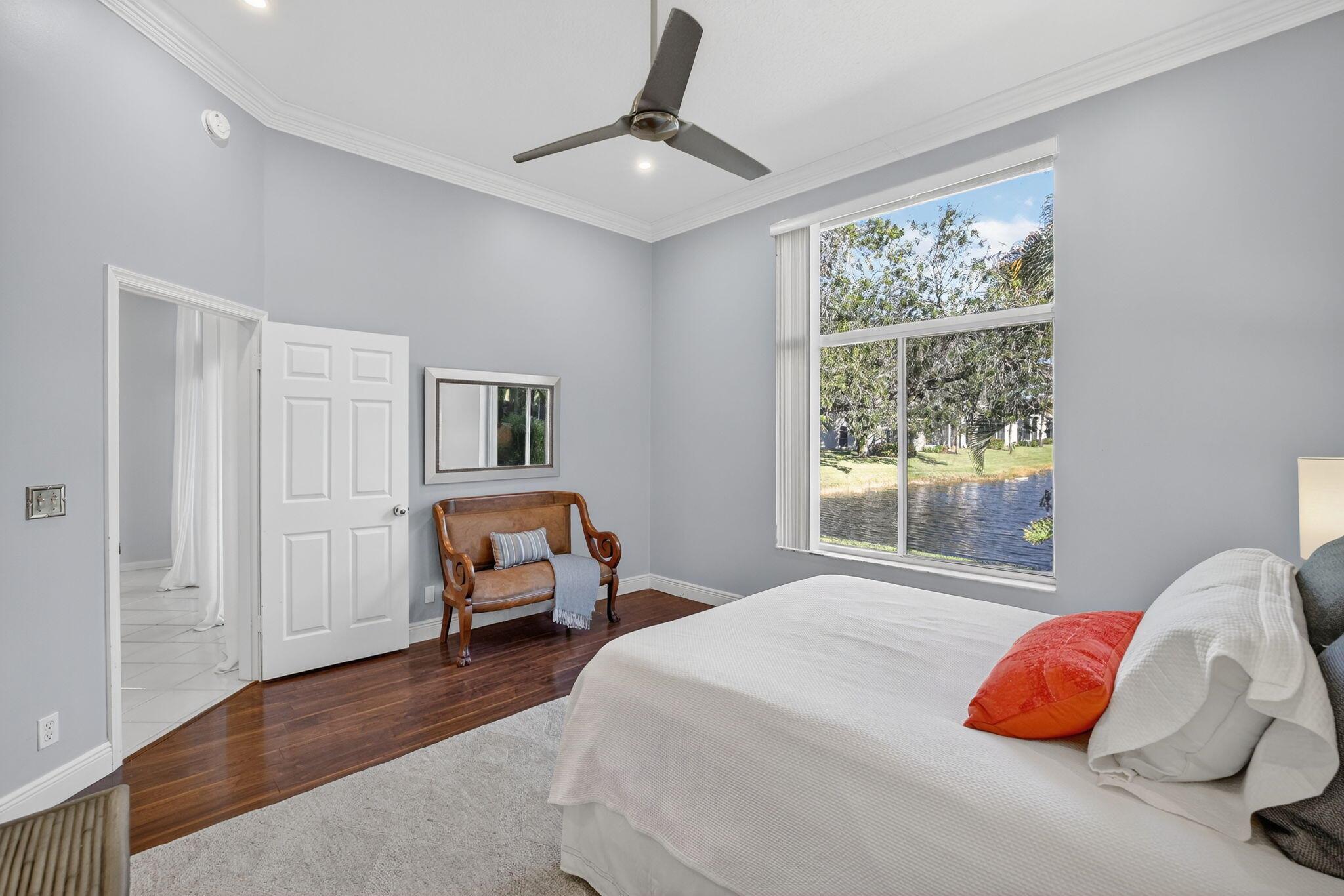 MONTEREY LAKE - Residential