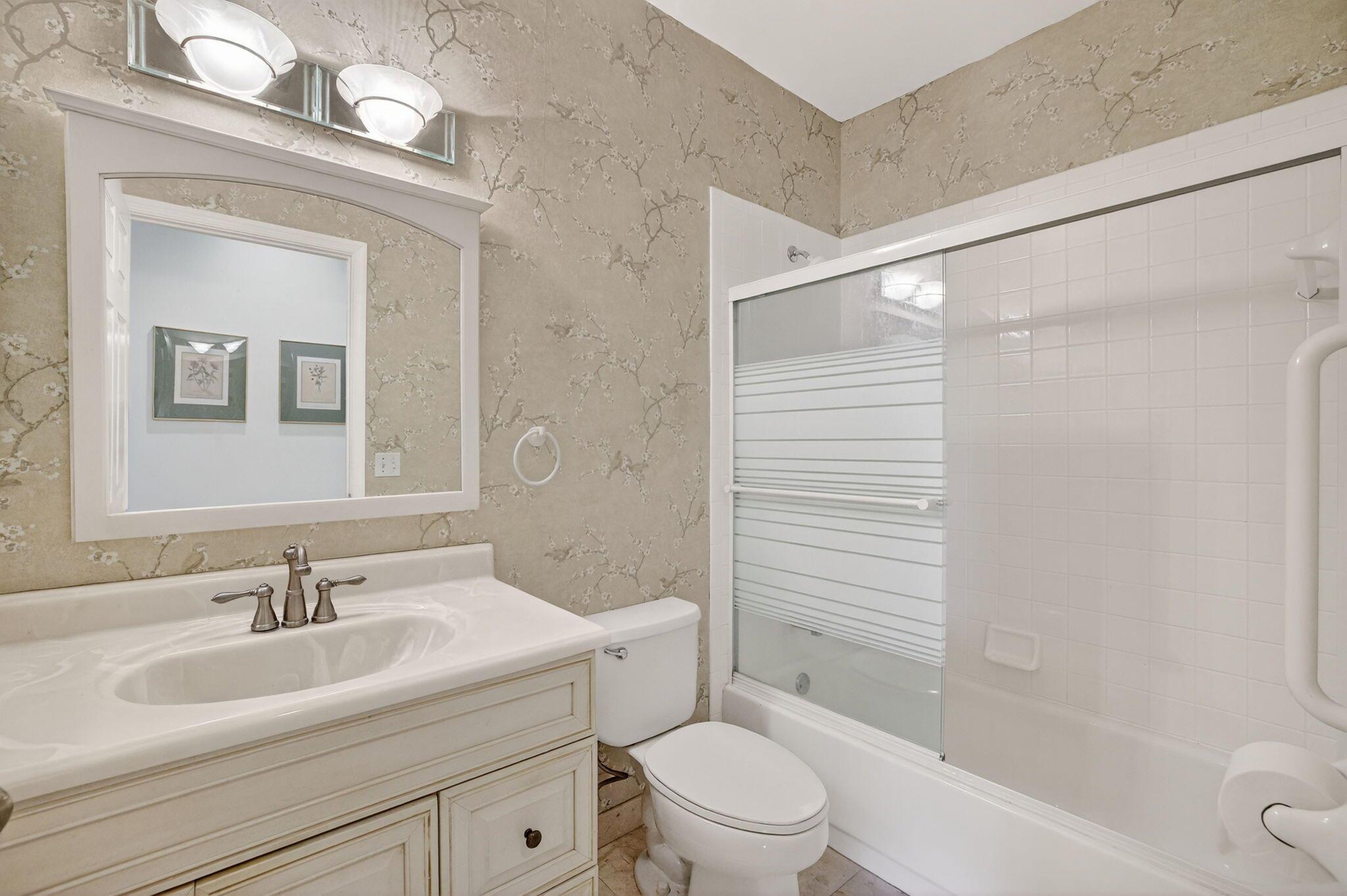 MONTEREY LAKE - Residential