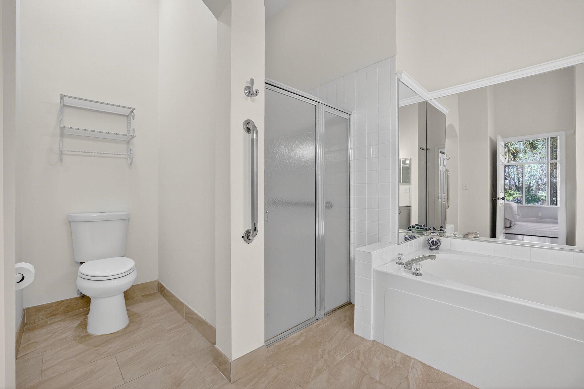 MONTEREY LAKE - Residential