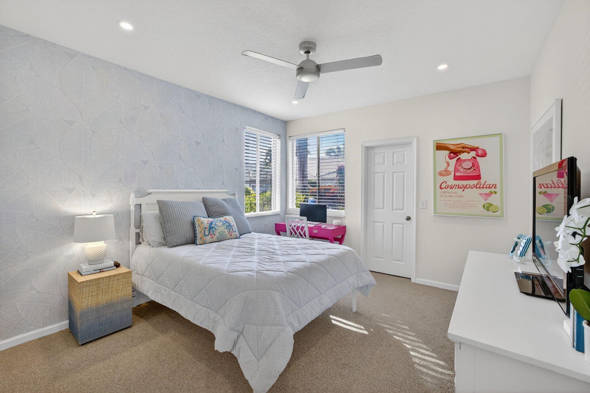 MONTEREY LAKE - Residential