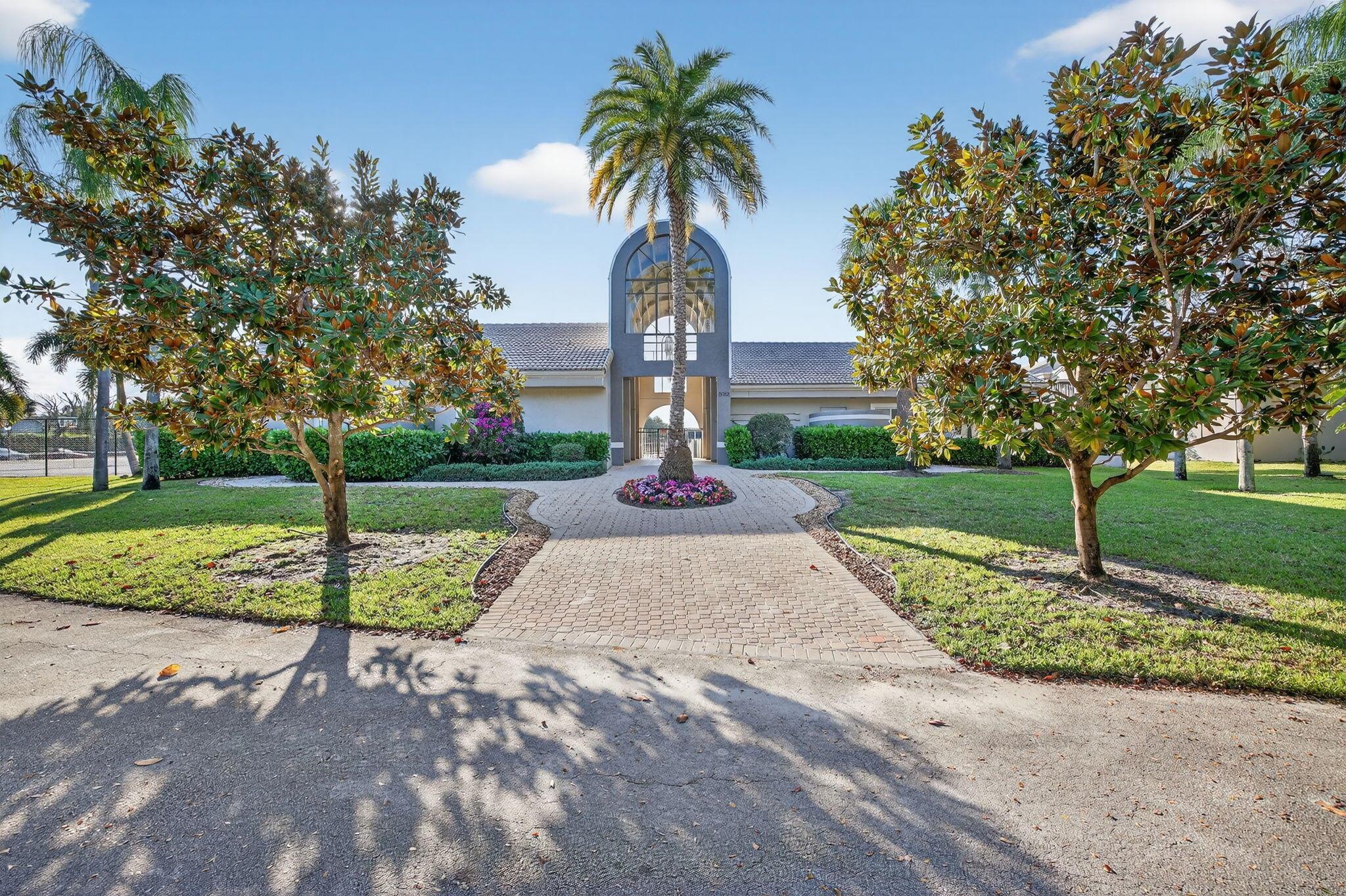 MONTEREY LAKE - Residential