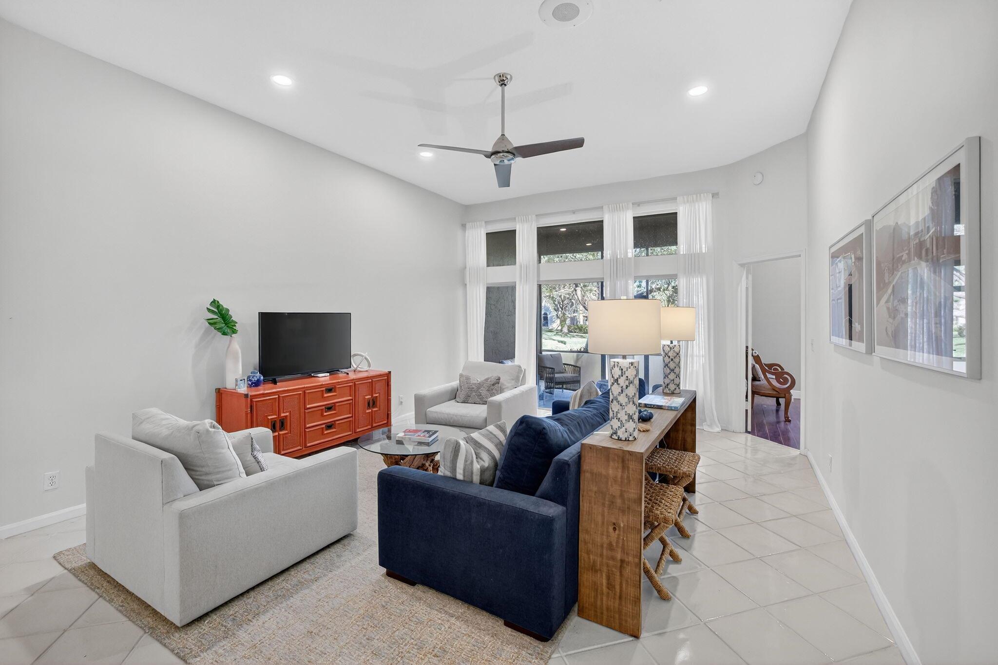 MONTEREY LAKE - Residential