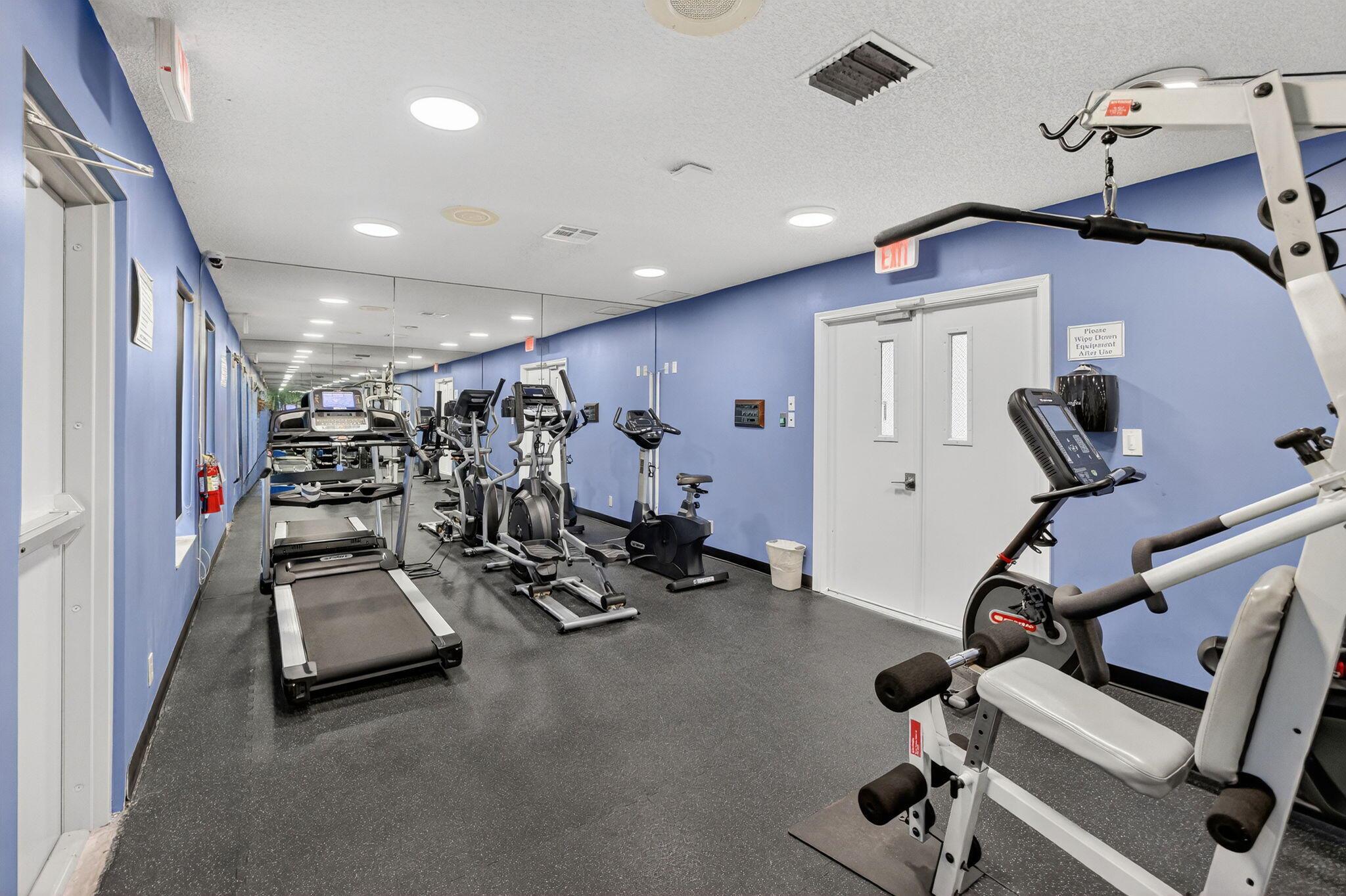 MONTEREY LAKE - Residential