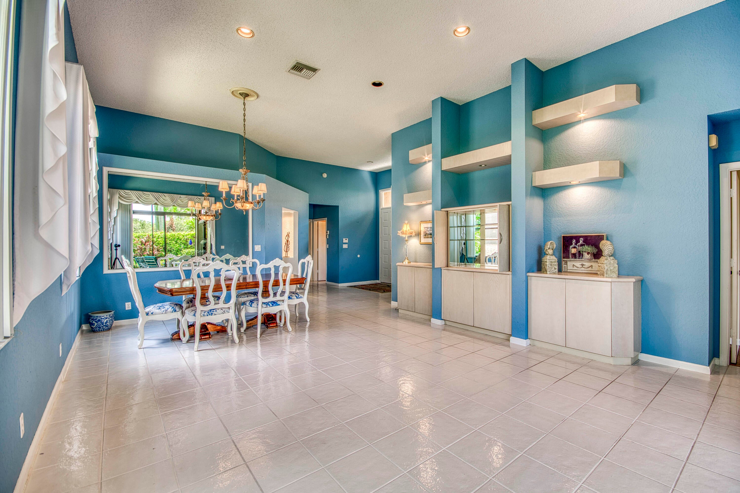 4557 Barclay Fair Way