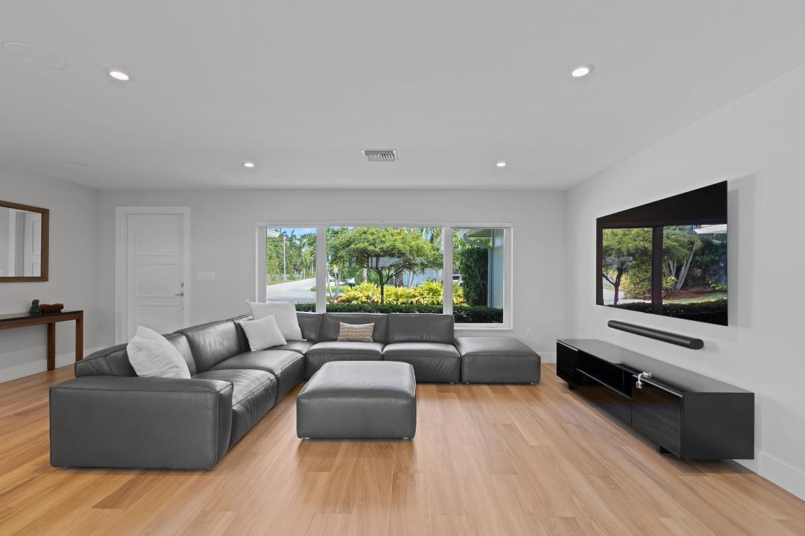 BOCA ISLANDS SEC 7 IN - Residential