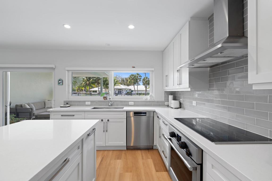 BOCA ISLANDS SEC 7 IN - Residential