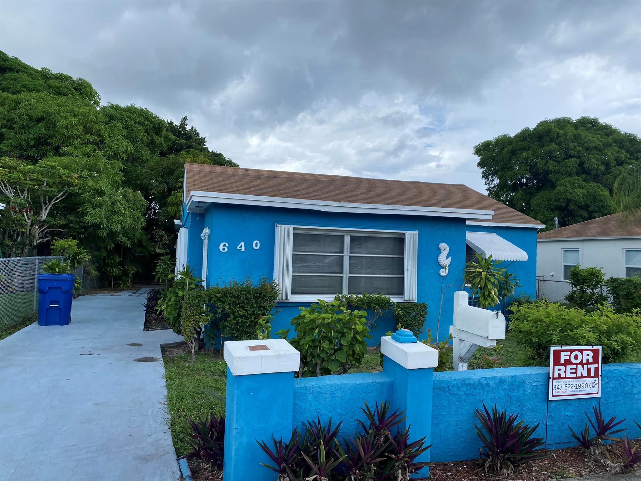 Available now! 4 bedroom, 2 bath home located on a quiet street. fresh paint, new kitchen and recent upgrades. Nice fenced rear yard with mature mango trees and detached laundry and storage room. This one won't last long, submit your offer ASAP!
