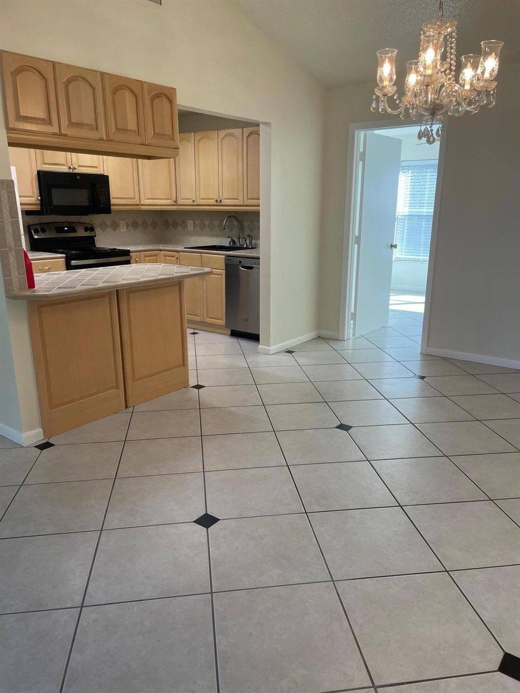 Photo of 112 Banyan Circle, Jupiter, FL 33458 (MLS # R10956732)