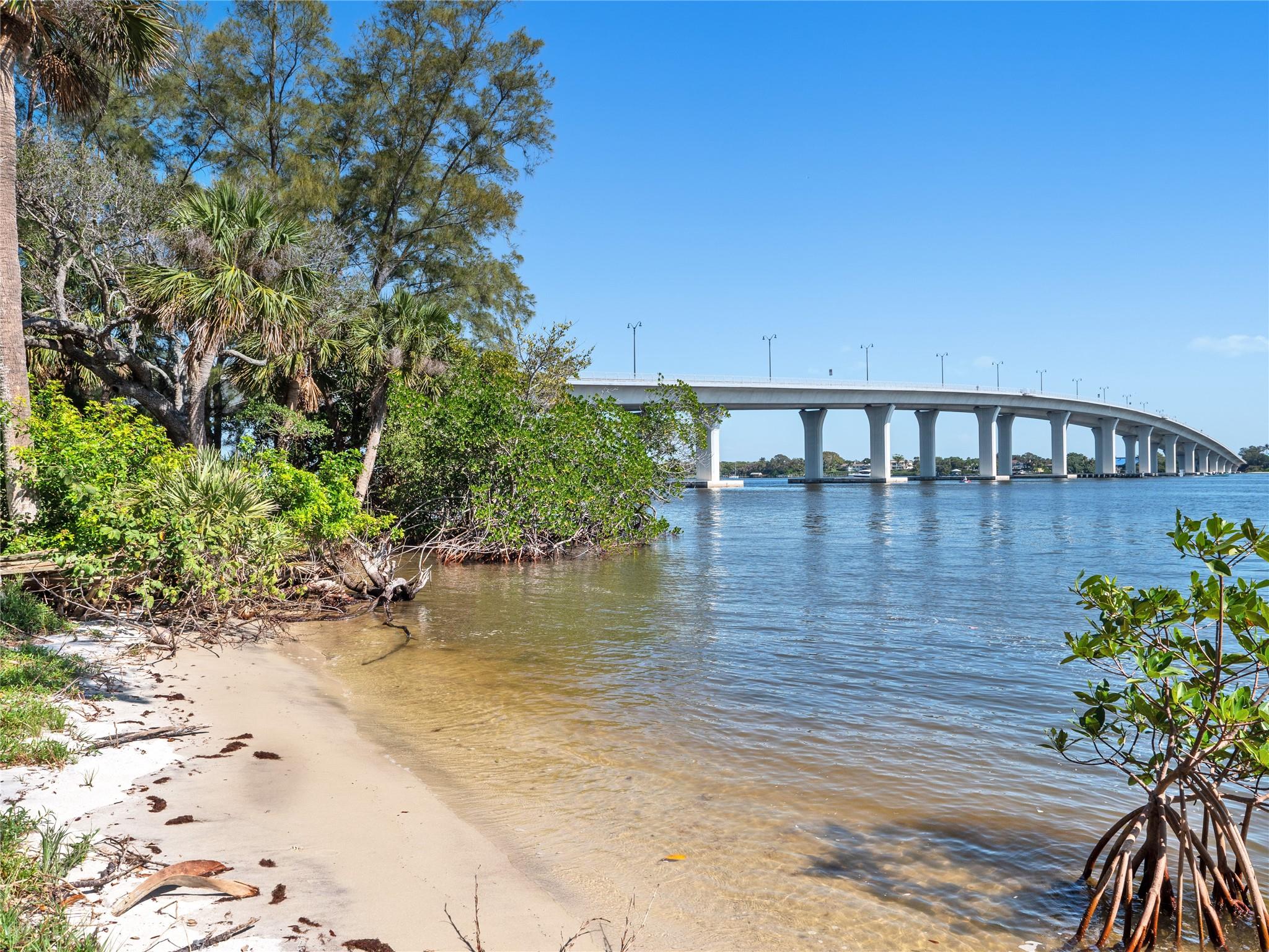 665 SE St Lucie Boulevard