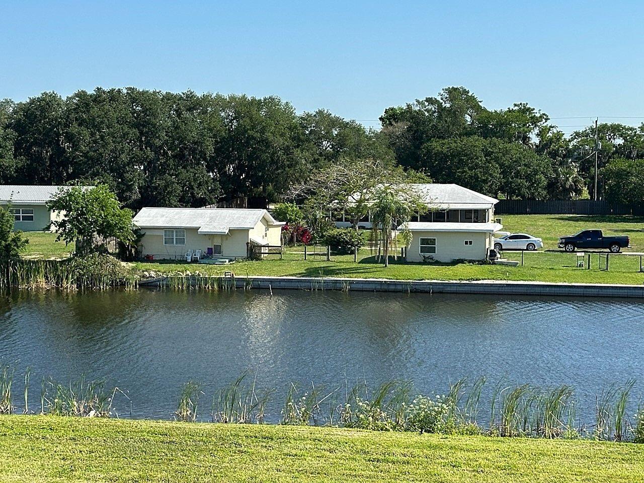 5806 US Highway 441