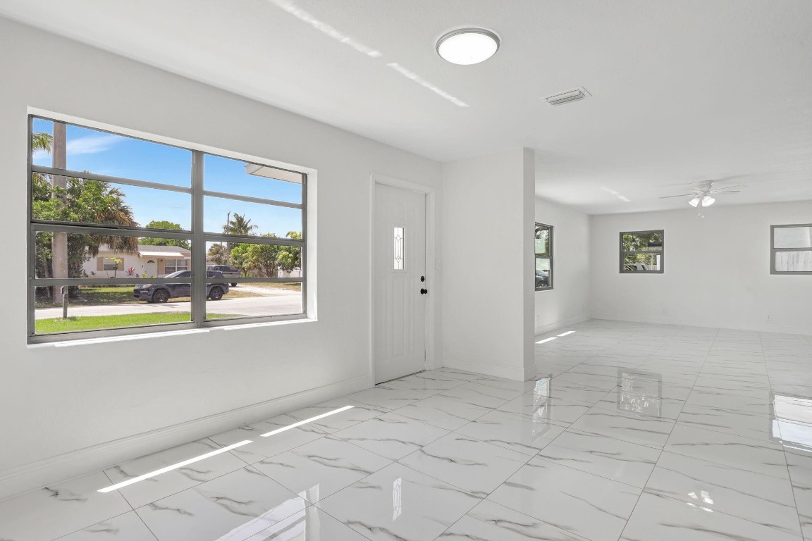 Collier Manor 3rd Add 38- - Residential