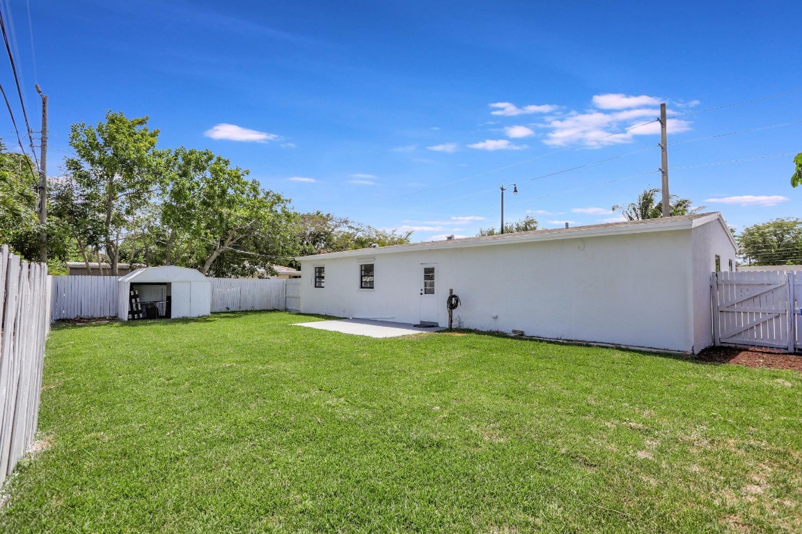 Collier Manor 3rd Add 38- - Residential