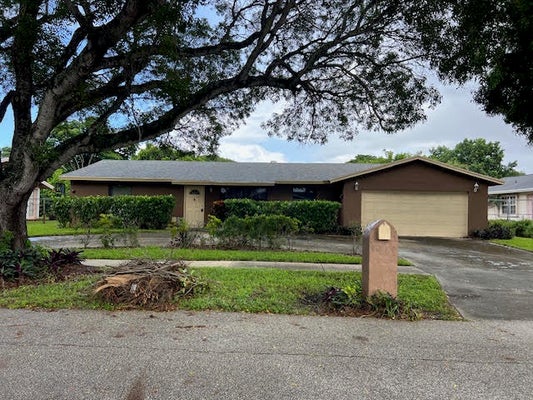 4214 WAVERLY DR, WEST PALM BEACH, FL 33407 - Image c056bb4e9f9f5c0e34ebf51fba672378/2449986539