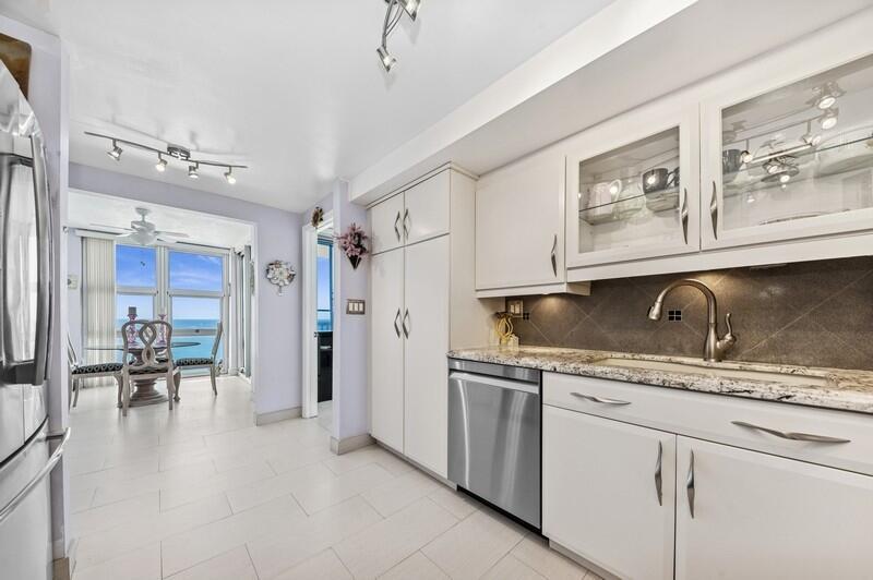 SILVER THATCH ATLANTIC PLAZA - Residential