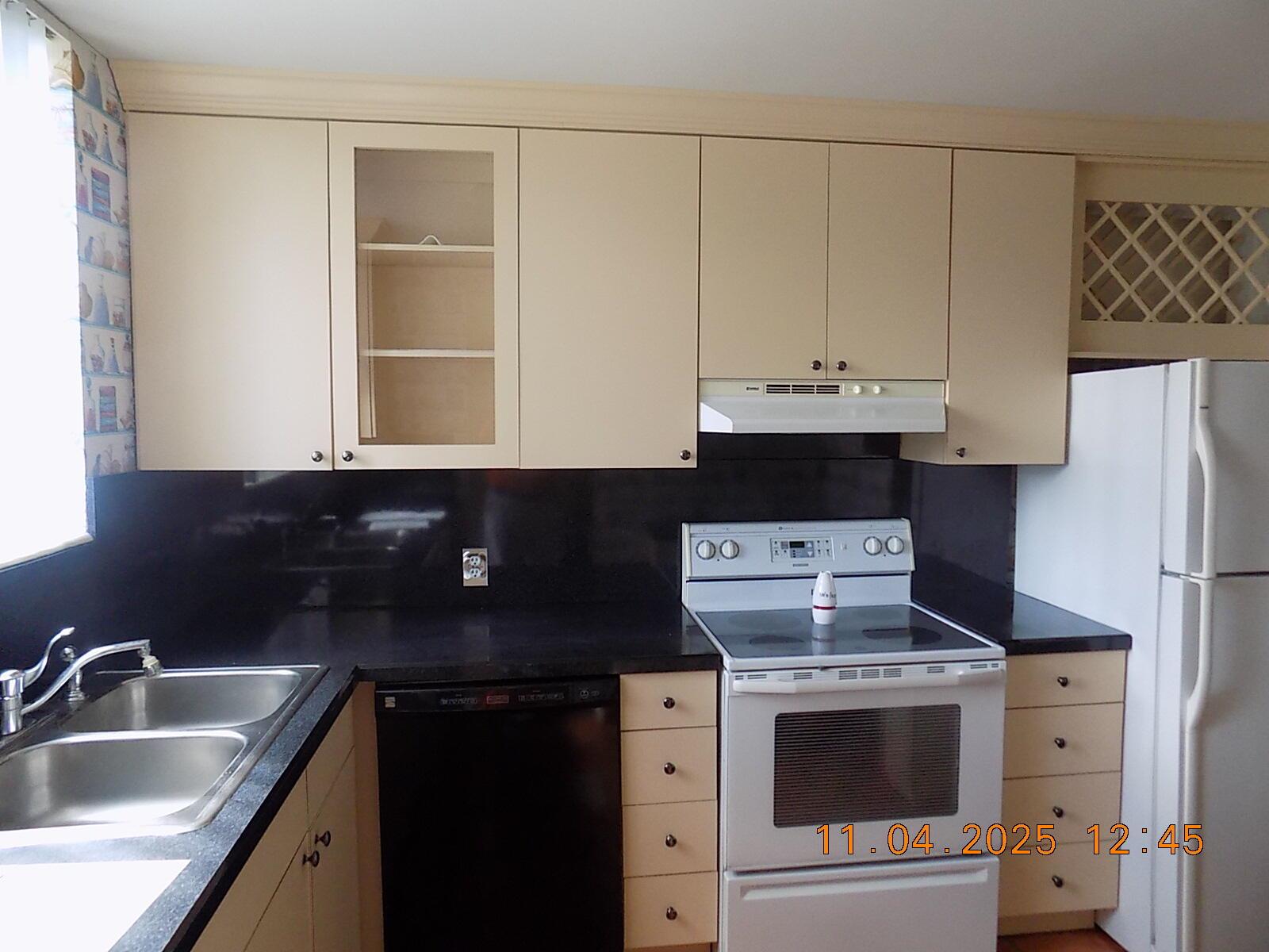 FOUNTAINS OF PALM BEACH C - Residential