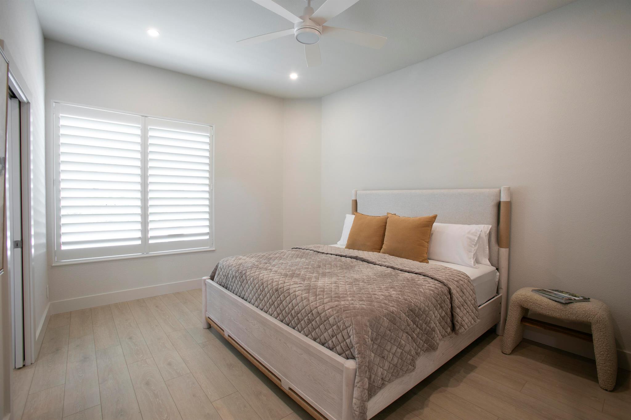 BALLENISLES - Residential Lease