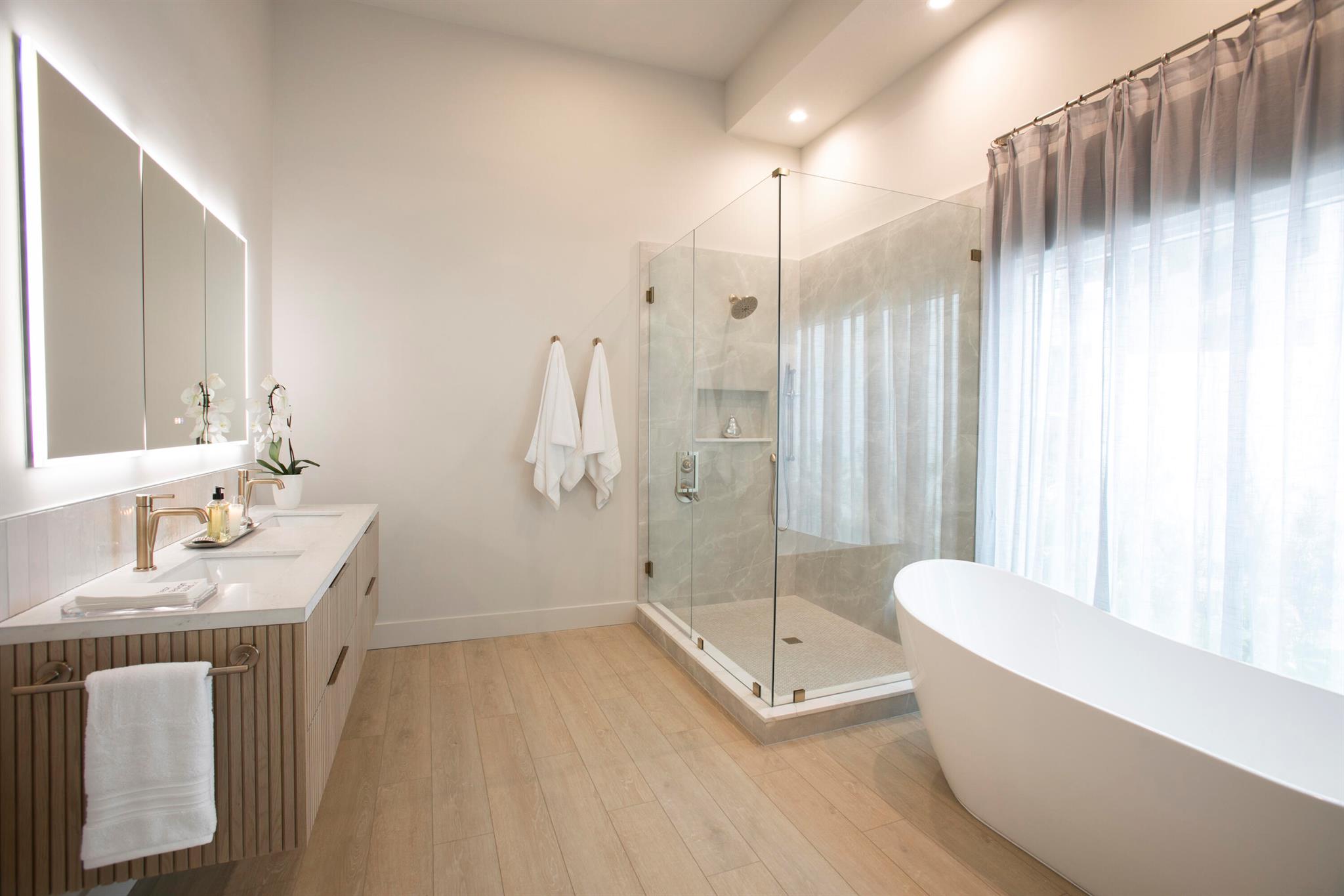 BALLENISLES - Residential Lease