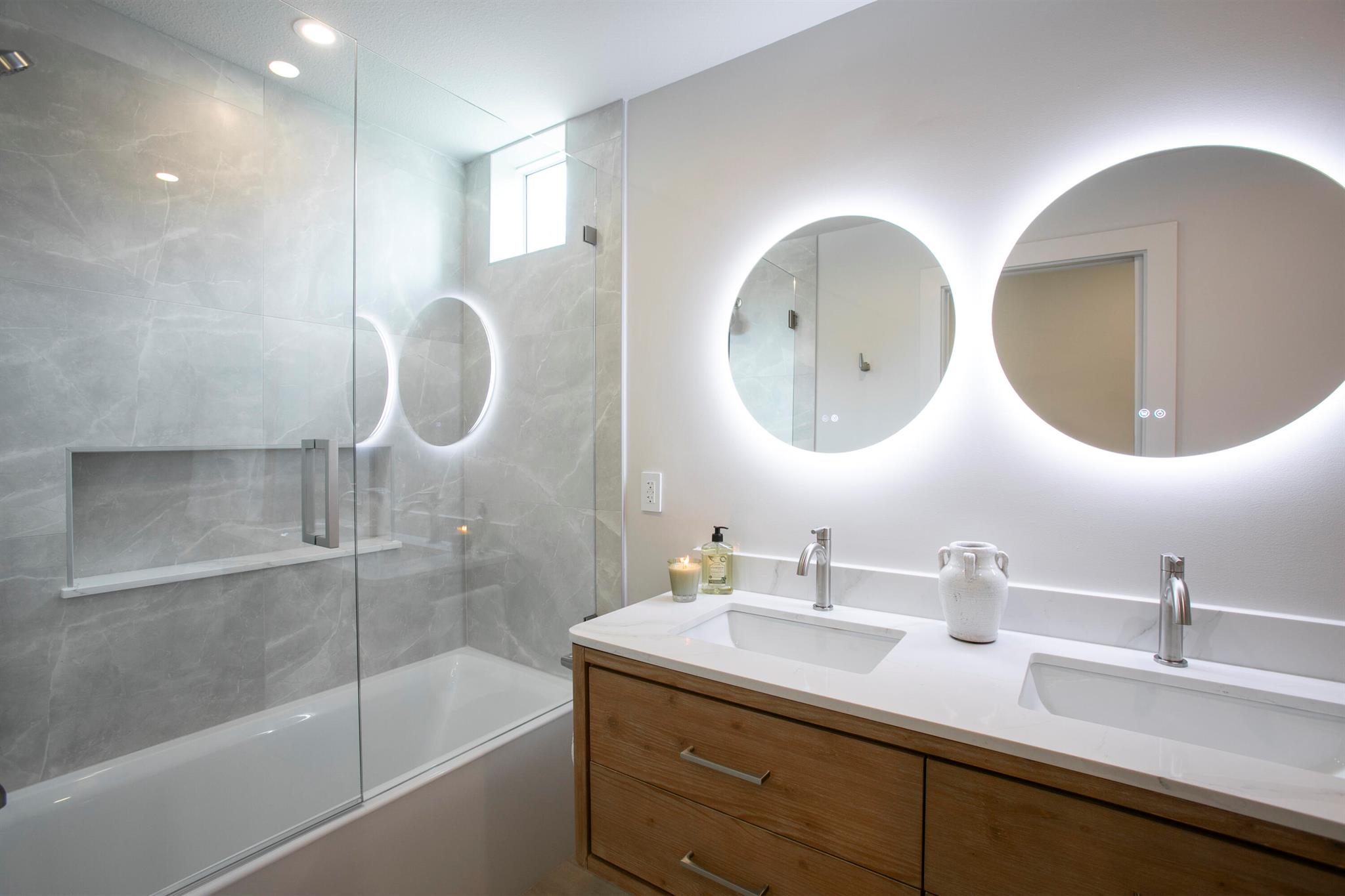 BALLENISLES - Residential Lease