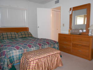 KINGS POINT SAXONY CONDOS - Residential