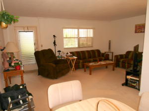 KINGS POINT SAXONY CONDOS - Residential