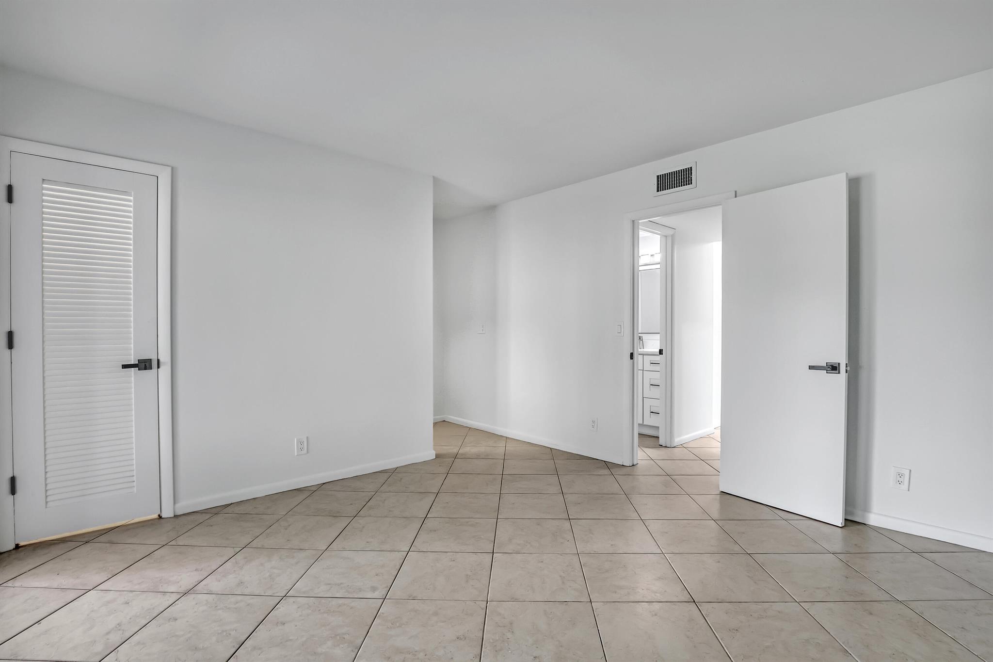 HIGH POINT WEST CONDO - Residential
