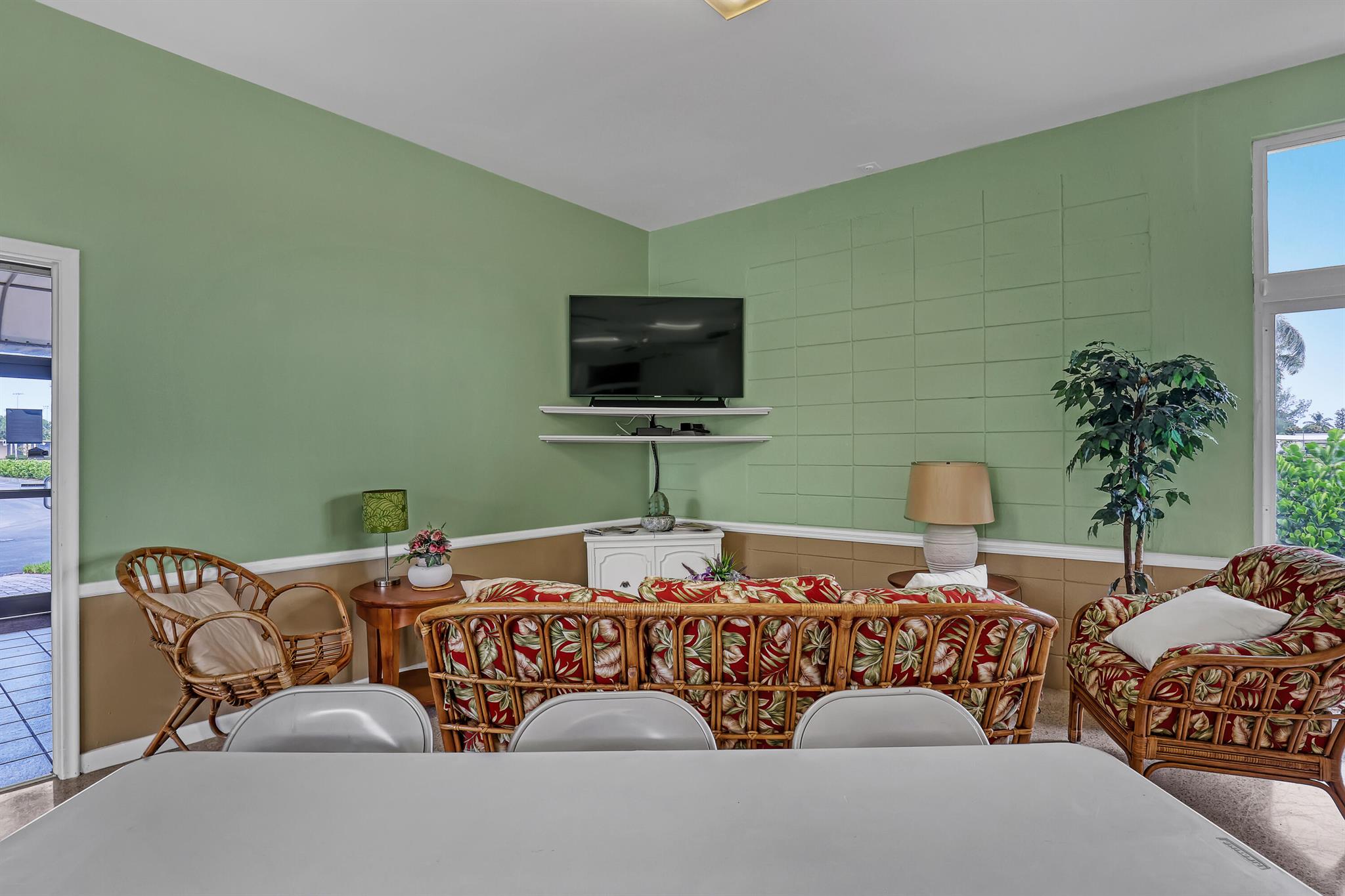 HIGH POINT WEST CONDO - Residential