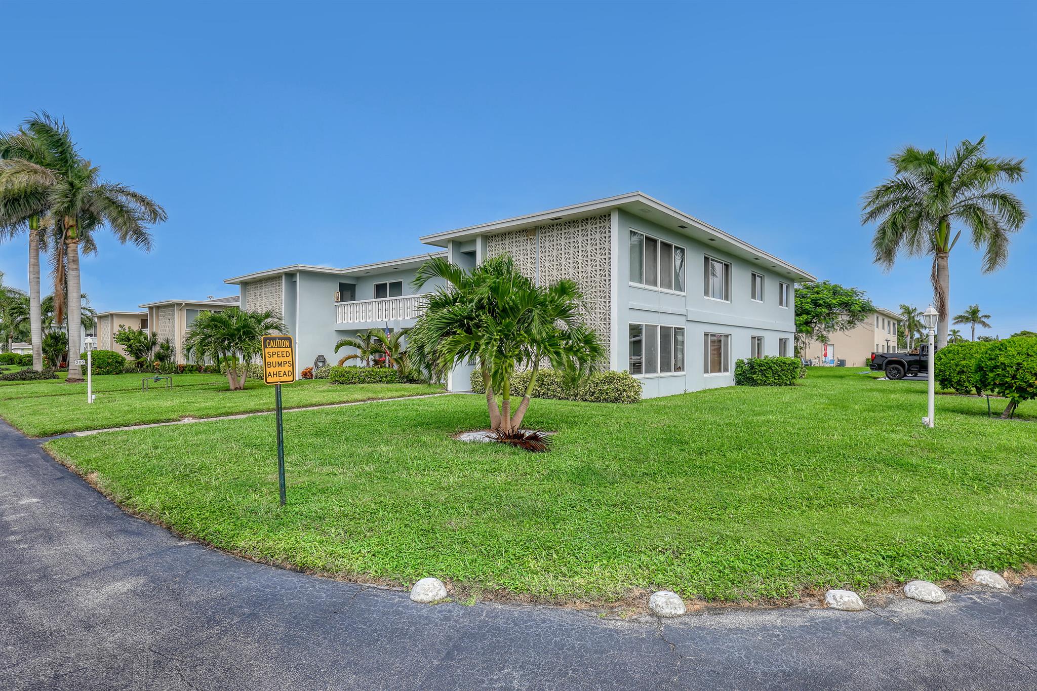HIGH POINT WEST CONDO - Residential