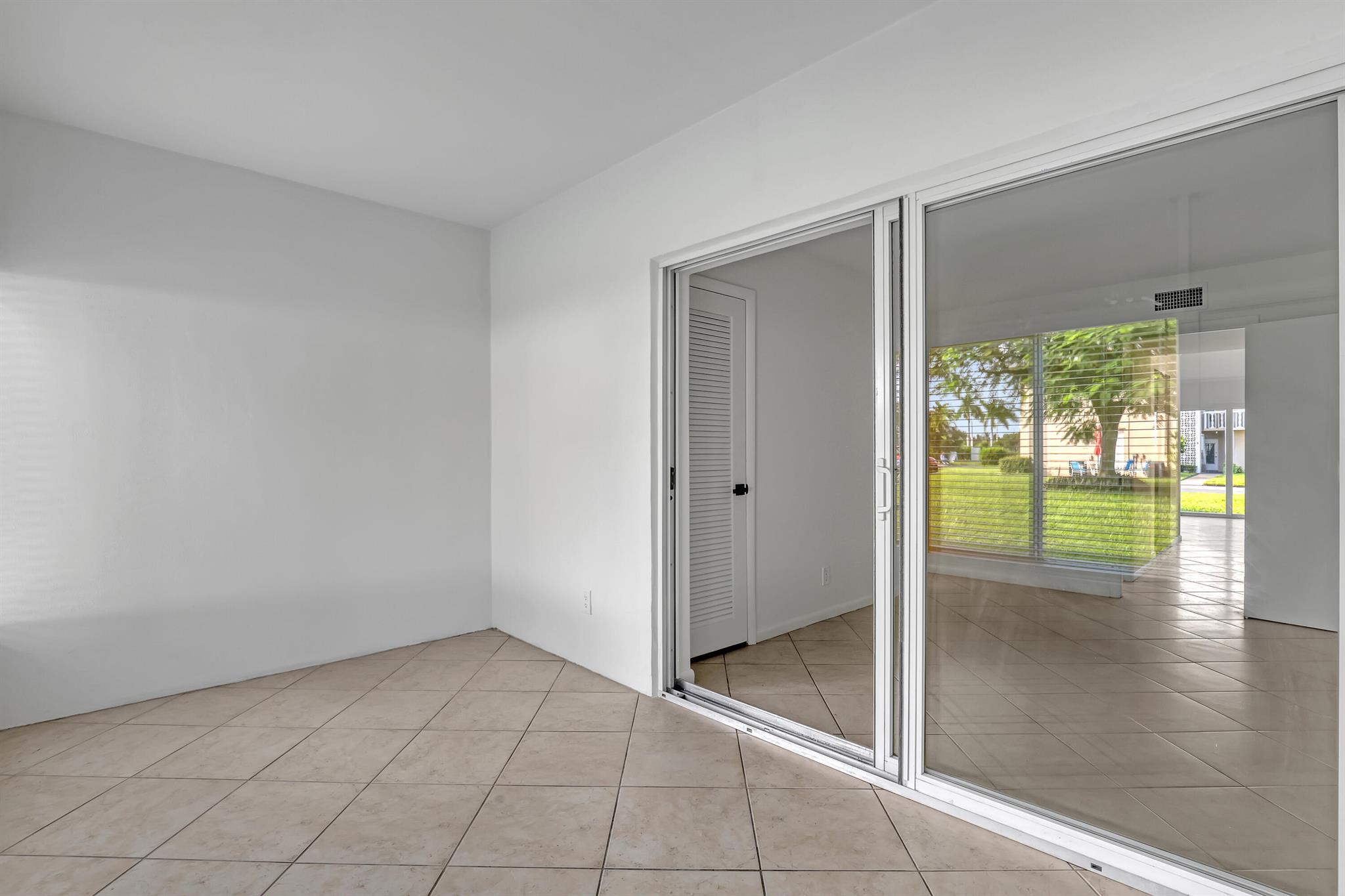 HIGH POINT WEST CONDO - Residential