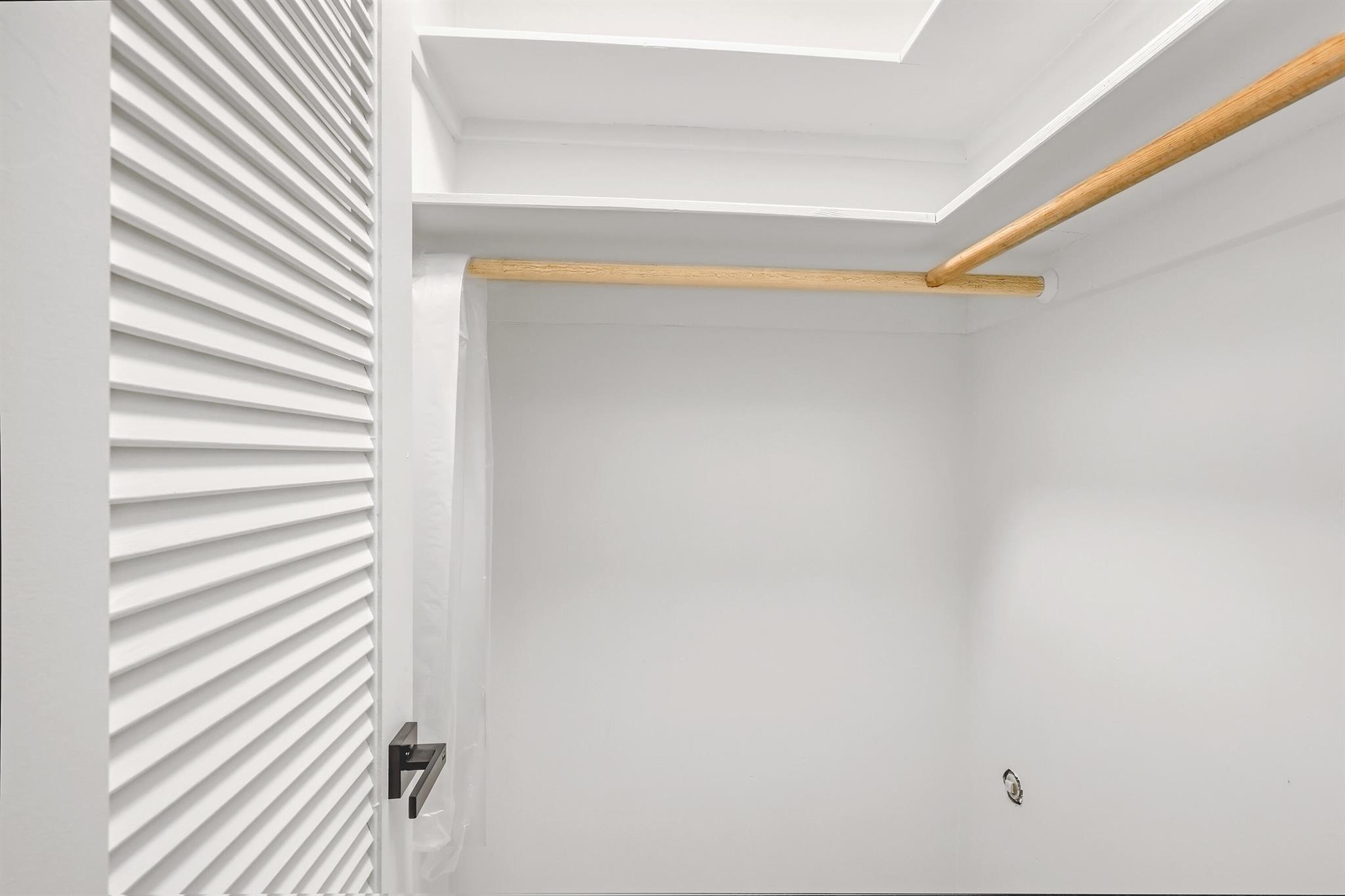 HIGH POINT WEST CONDO - Residential