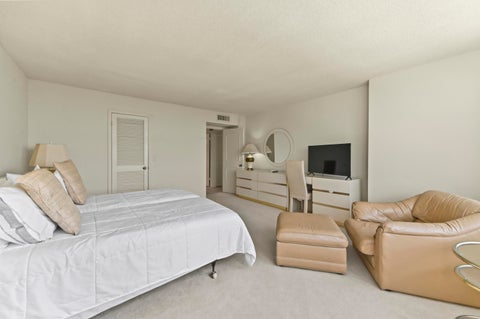 Tiny photo for 2800 S Ocean Boulevard #8-G, Boca Raton, FL 33432 (MLS # B26082930)
