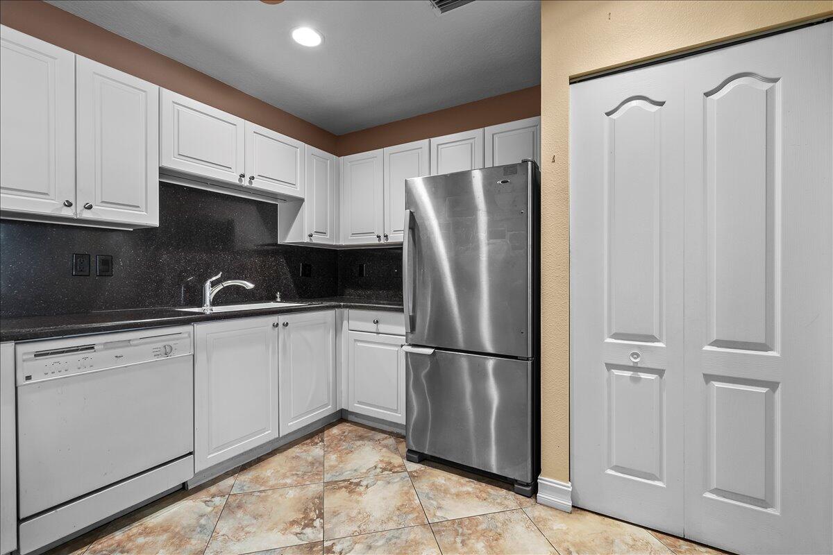 LANDINGS AT RIVER BRIDGE - Residential