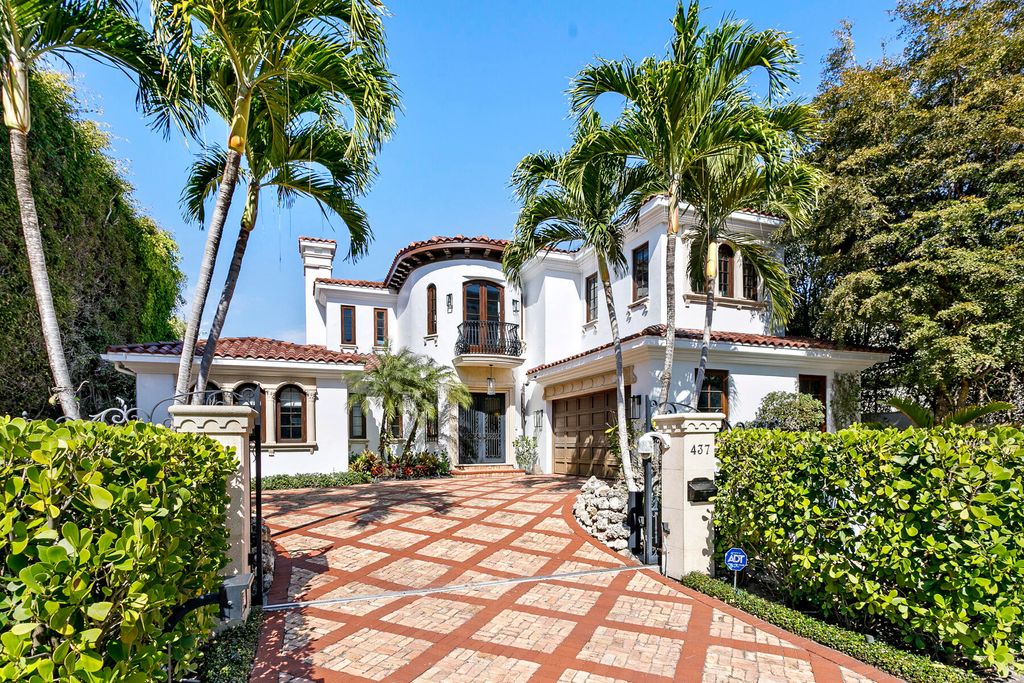 Photo of 437 Chilean Avenue, Palm Beach, FL 33480 (MLS # R11164268)