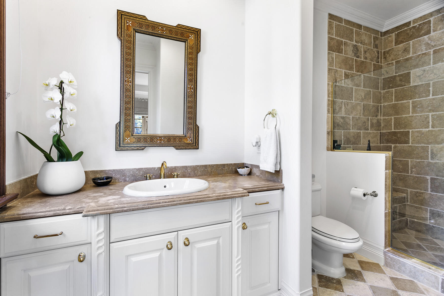 ROYAL PARK - Residential