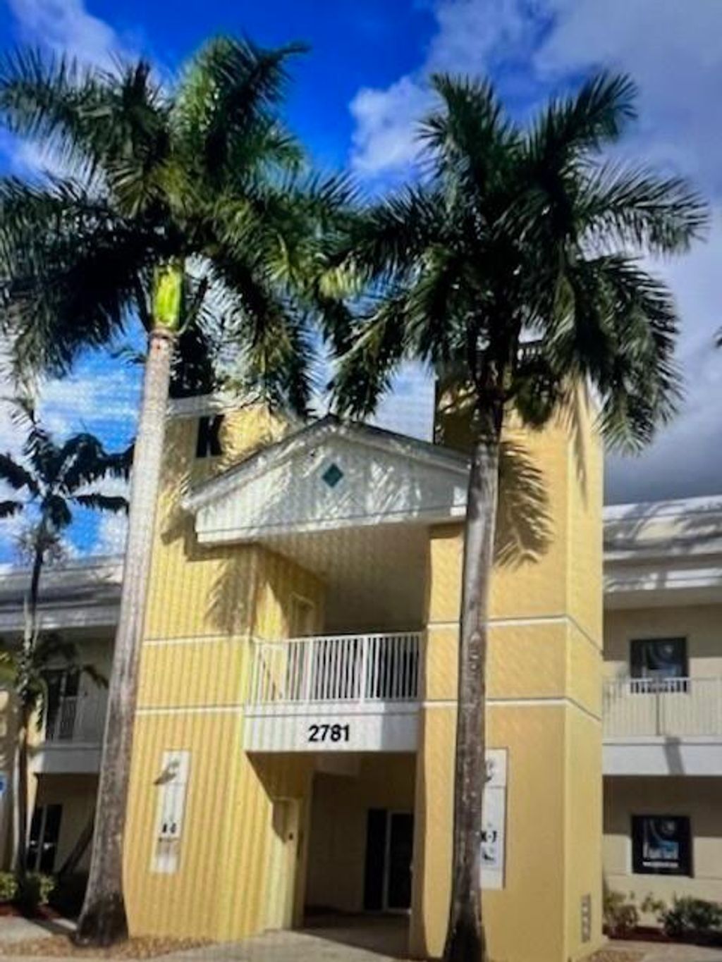 Photo of 2781 Vista Parkway, West Palm Beach, FL 33411 (MLS # B26003104)