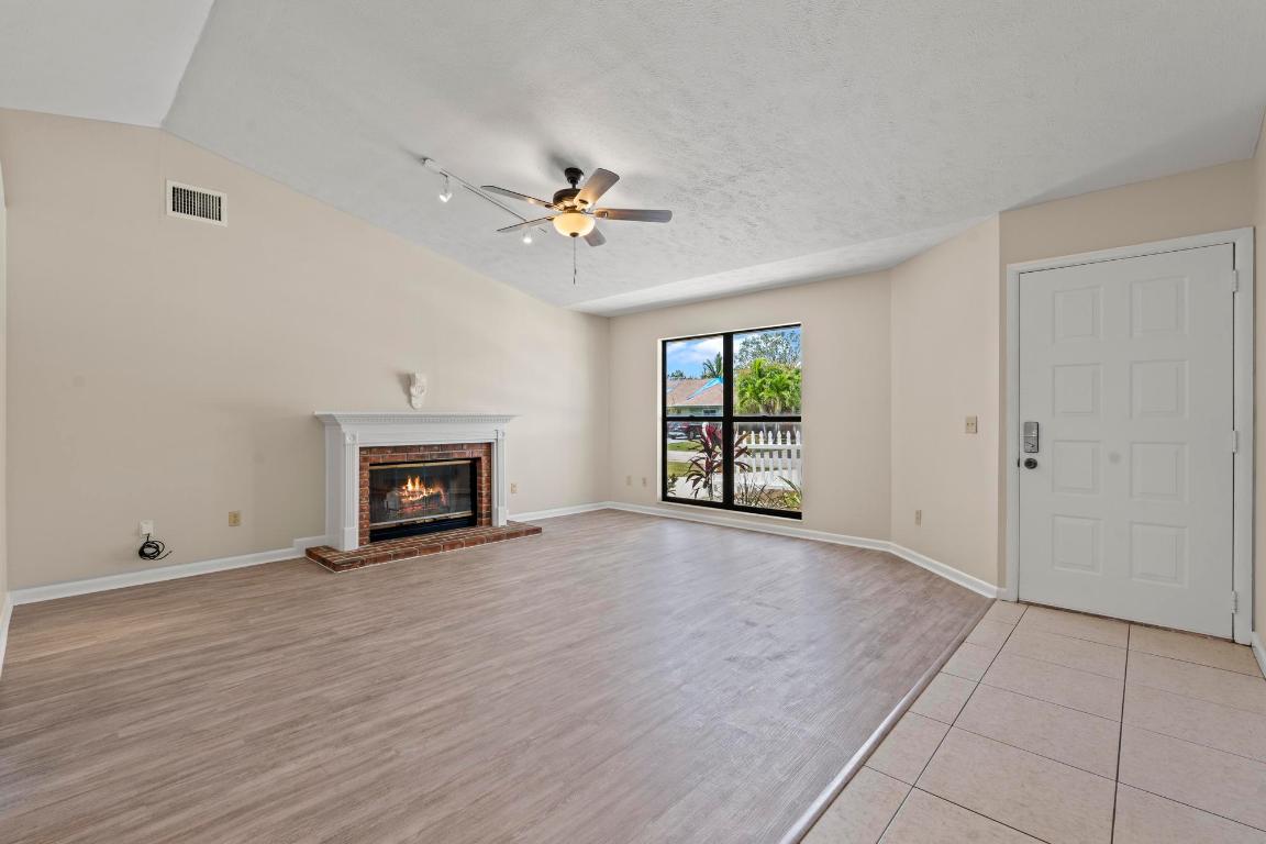 PORT ST LUCIE SECTION 29 - Residential