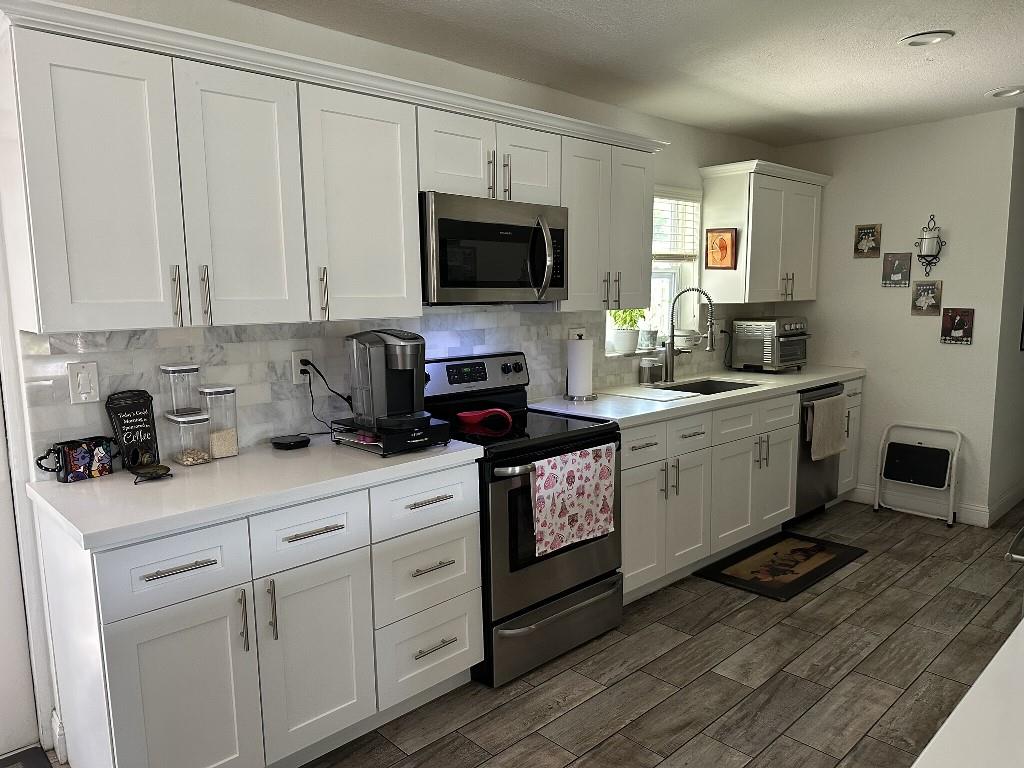 268 NW 12th St