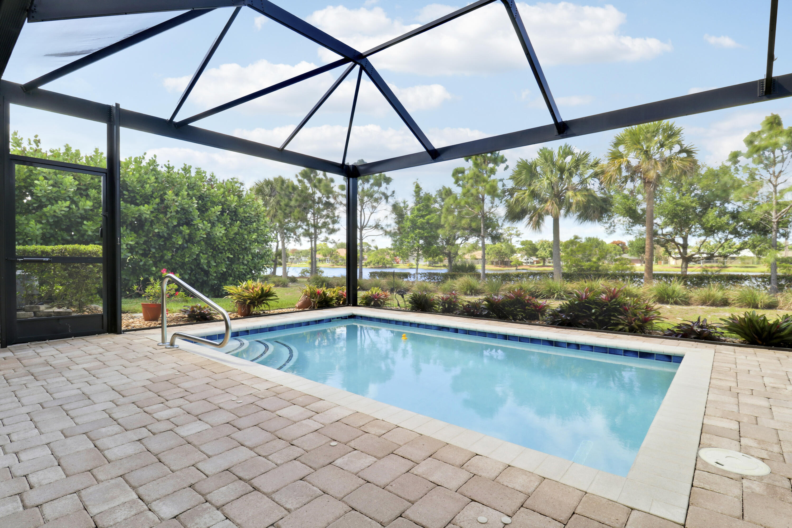 JENSEN VILLAGE - Residential