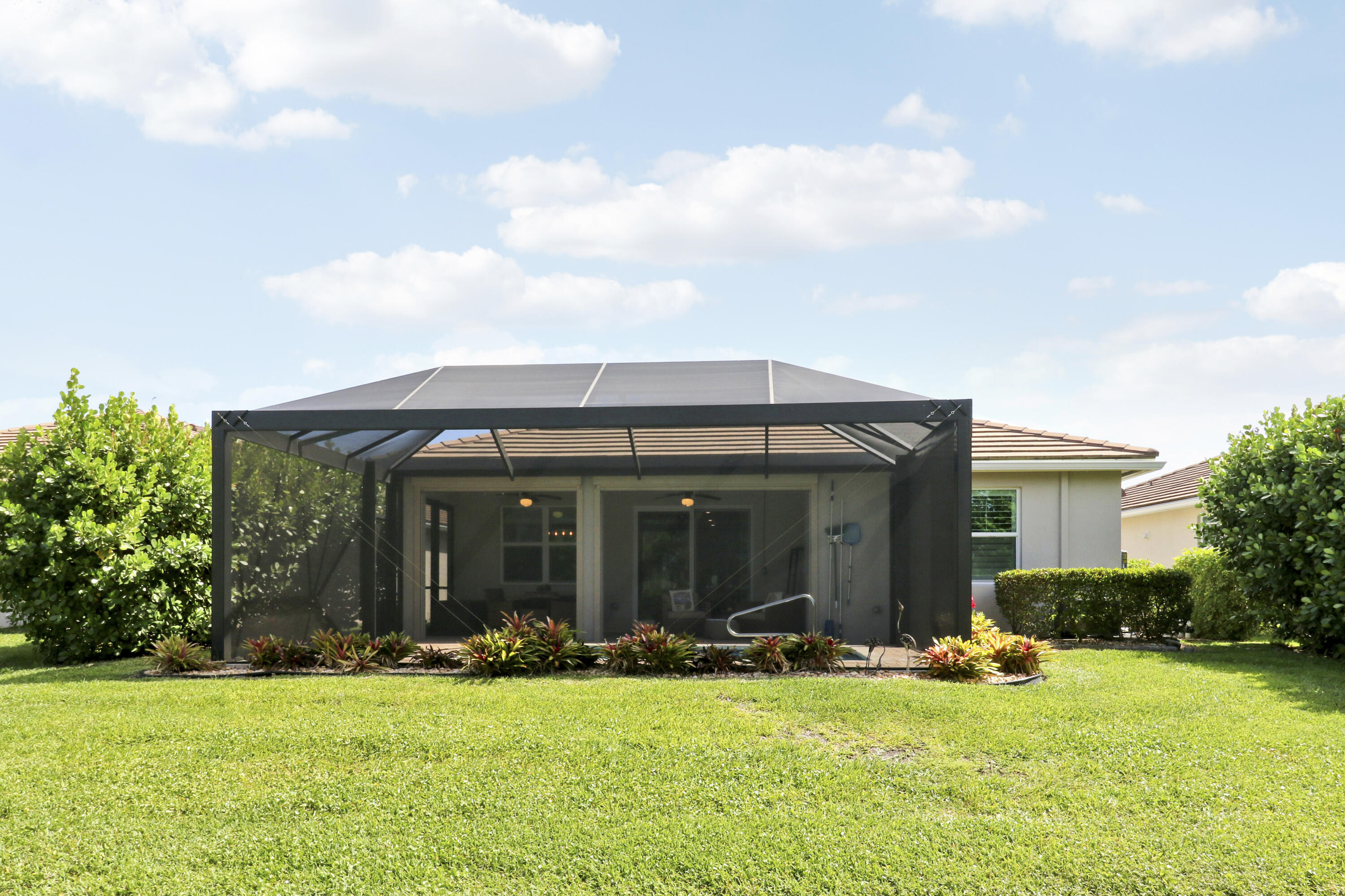 JENSEN VILLAGE - Residential