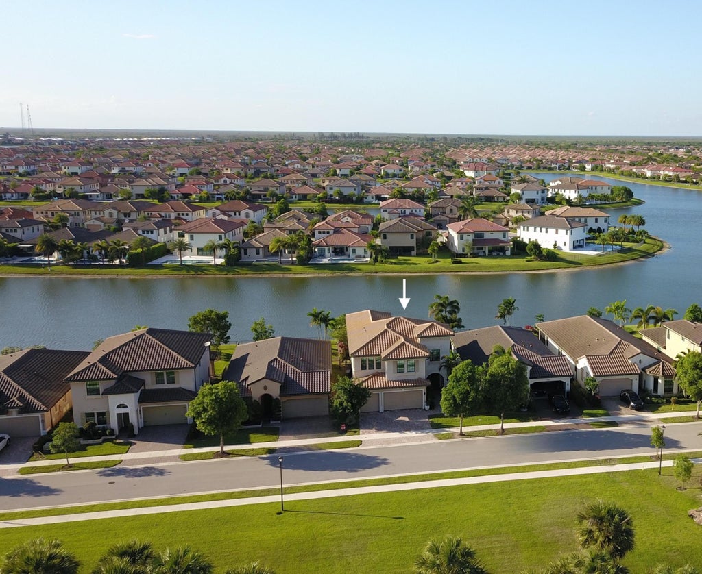 Photo of 11965 S BAYPOINT Circle, Parkland, FL 33076 (MLS # B26059042)