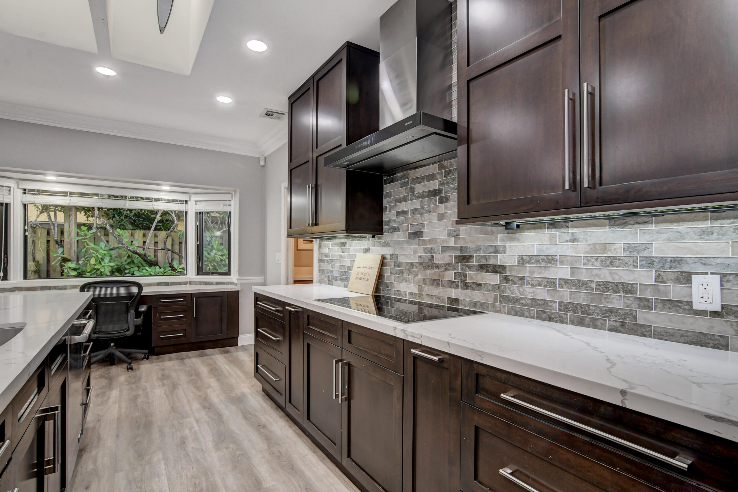 PALM BEACH FARMS - Residential