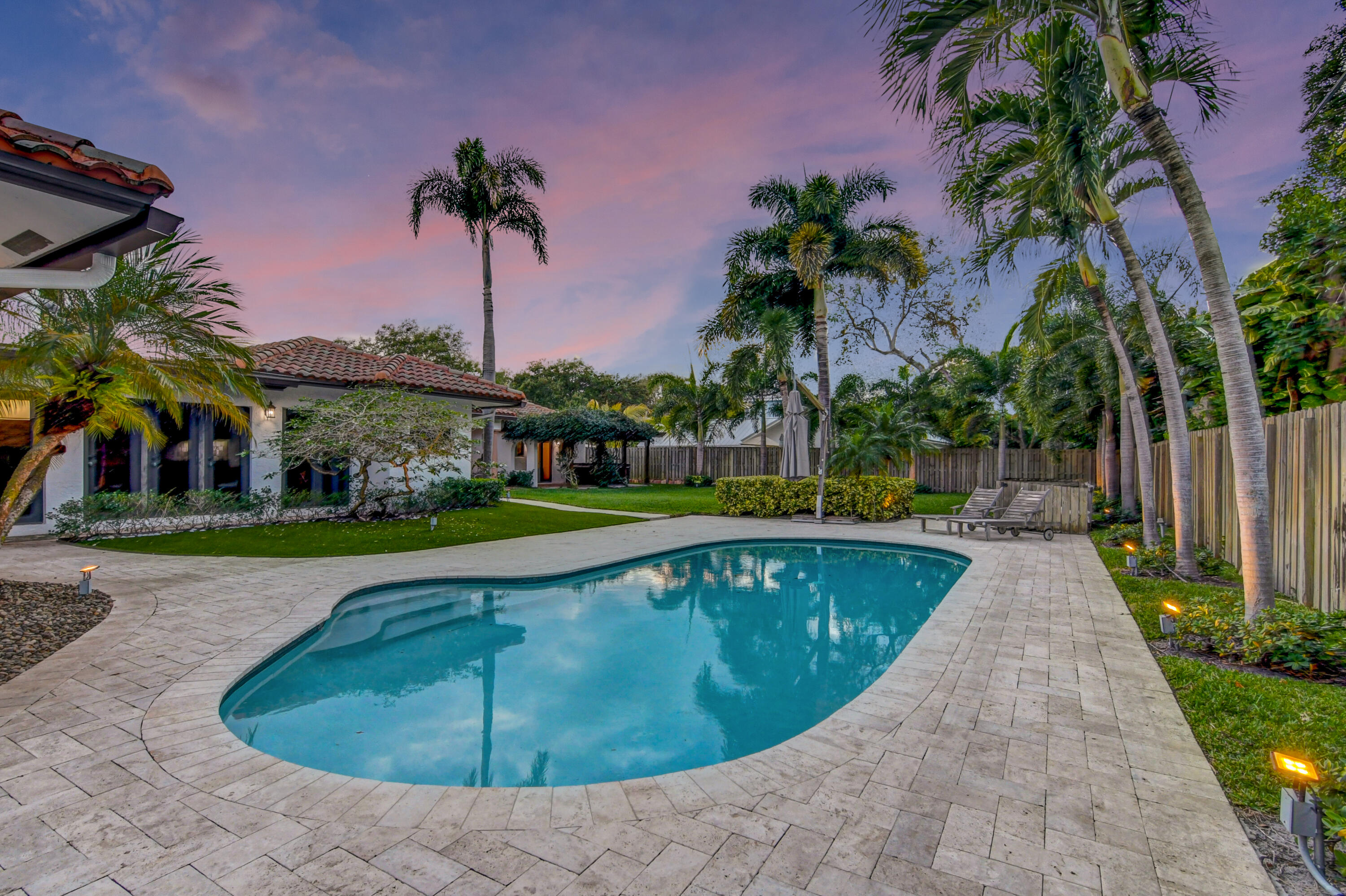 PALM BEACH FARMS - Residential
