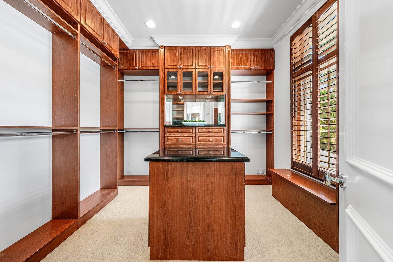 GULFSTREAM PROPERTIES - Residential