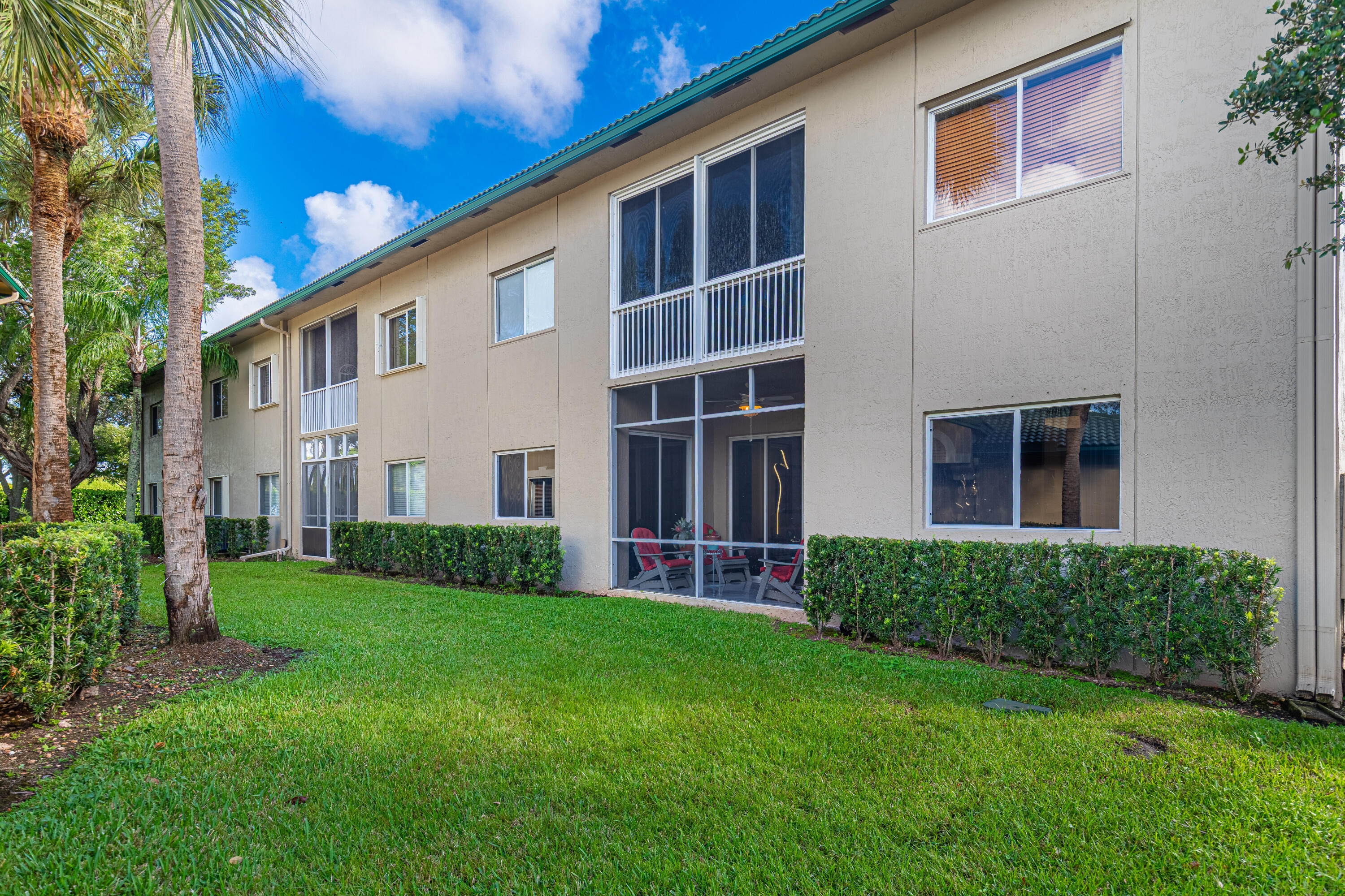 EXETER CONDOMINIUM - Residential