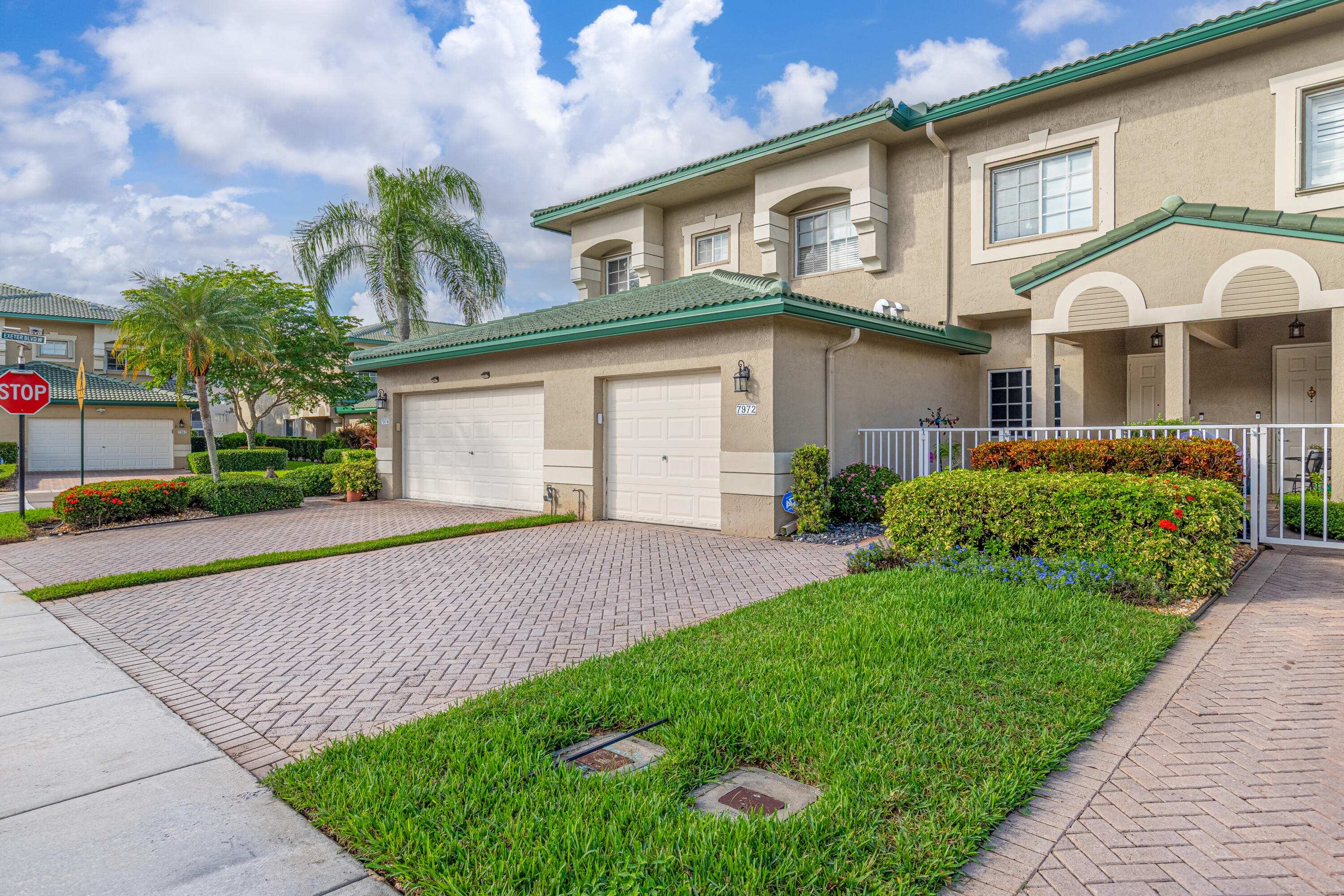 EXETER CONDOMINIUM - Residential