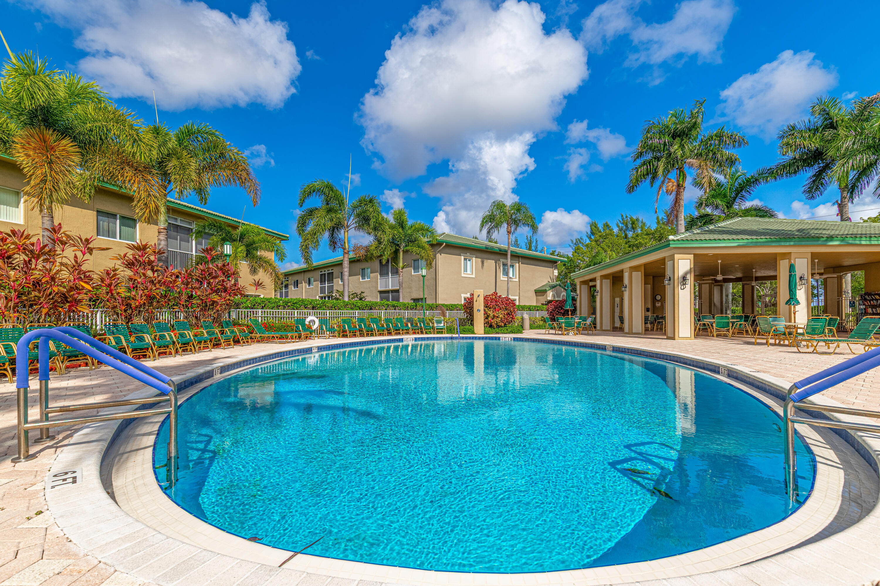 EXETER CONDOMINIUM - Residential